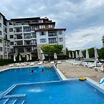 Apartment Apolon - Beautiful 400 M To The *