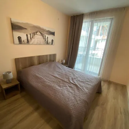 Apolon - Beautiful 400 M To The Beach Apartment *