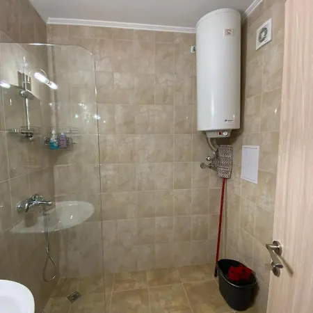 Apartment Apolon - Beautiful 400 M To The Beach
